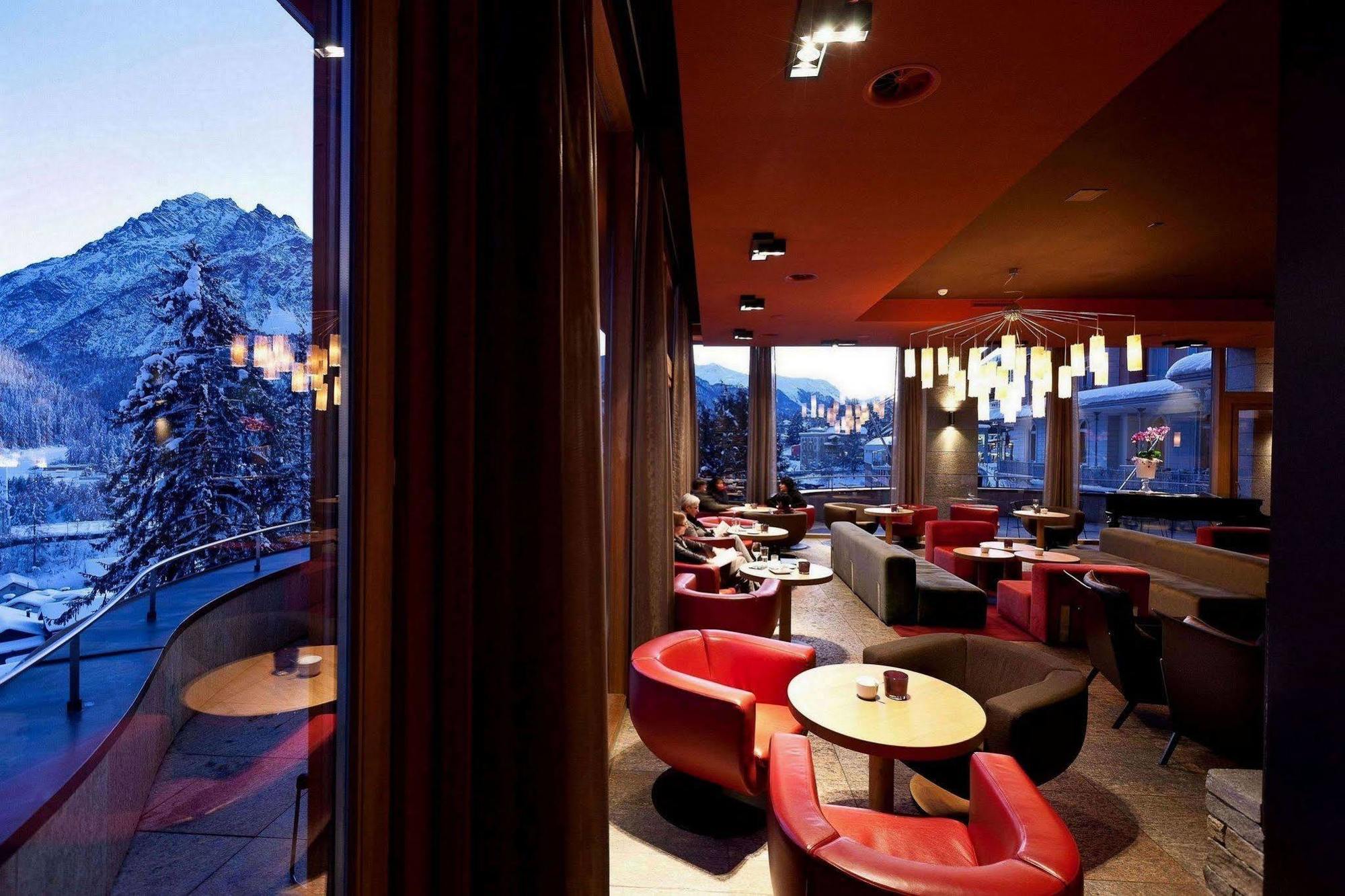 Hotel Belvedere Scuol Restaurante foto